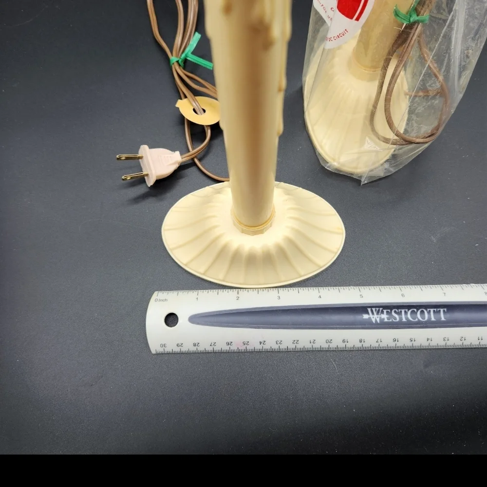 Two Vintage Working/Tested Beacon Electrical Christmas Candles Beige Bases Clean